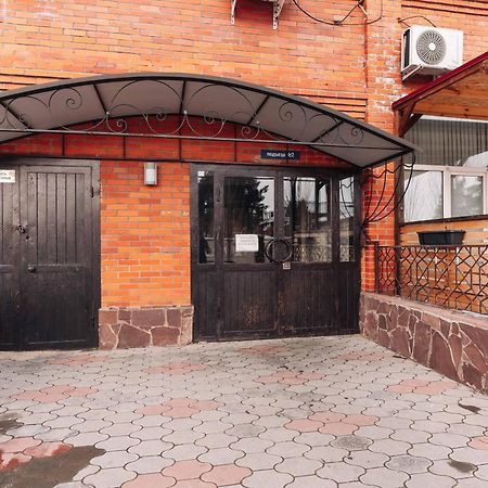 Апартаменты Люкс Рядом С Рекой Иртыш Pavlodar Ngoại thất bức ảnh