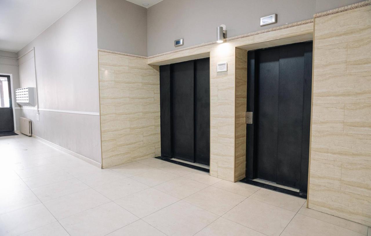 Апартаменты Люкс Рядом С Рекой Иртыш Pavlodar Ngoại thất bức ảnh